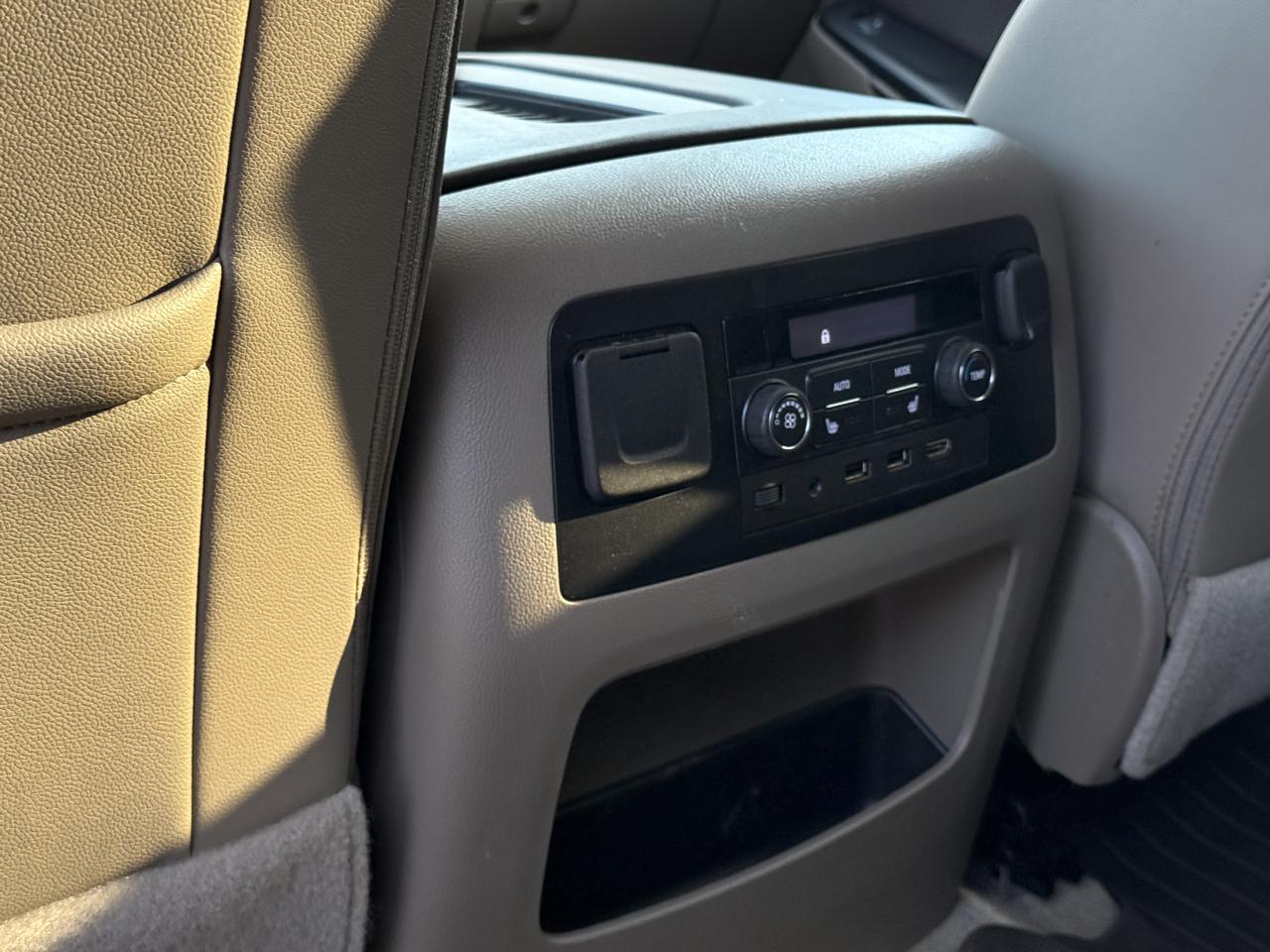 Chevrolet Suburban LT 2WD 2017
