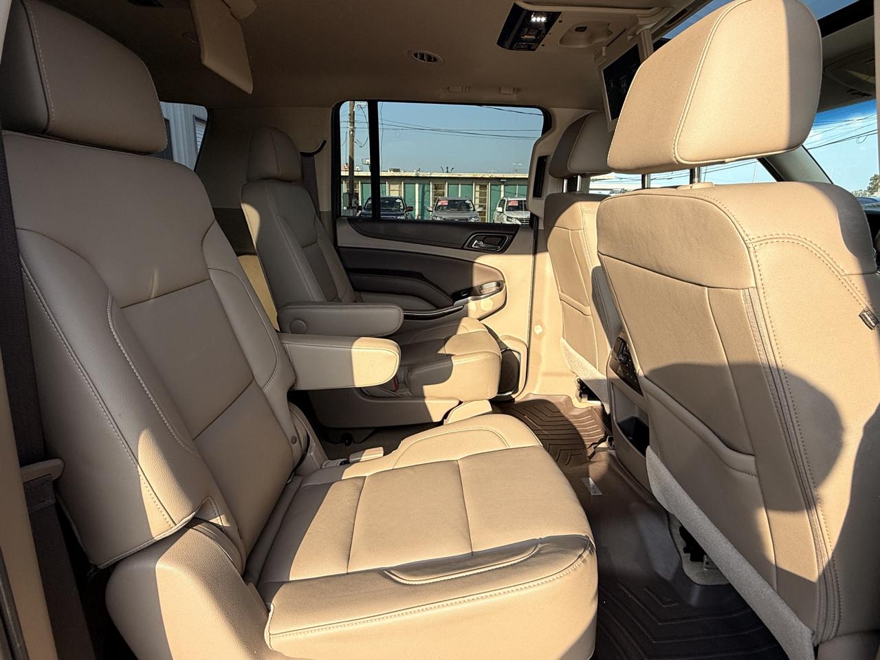 Chevrolet Suburban LT 2WD 2017