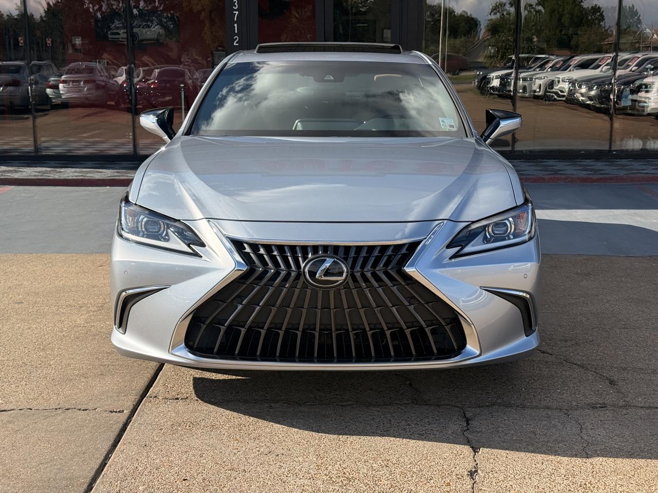 Lexus ES 350 Base 2022