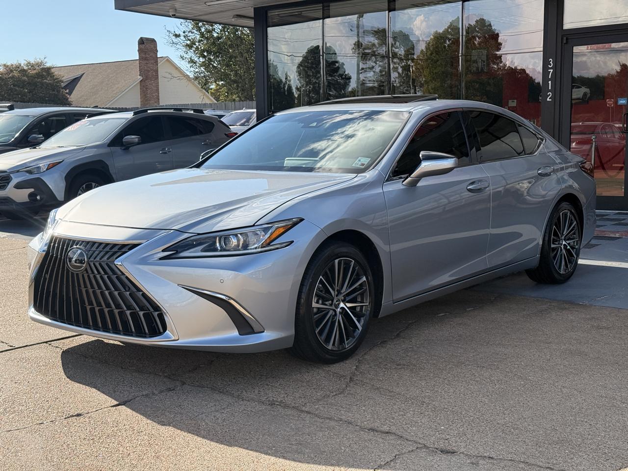 Lexus ES 350 Base 2022