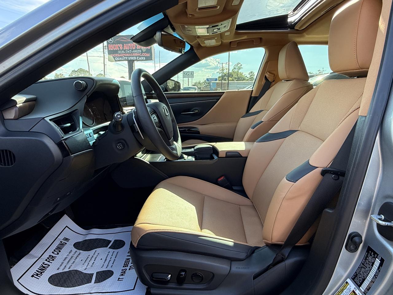 Lexus ES 350 Base 2022