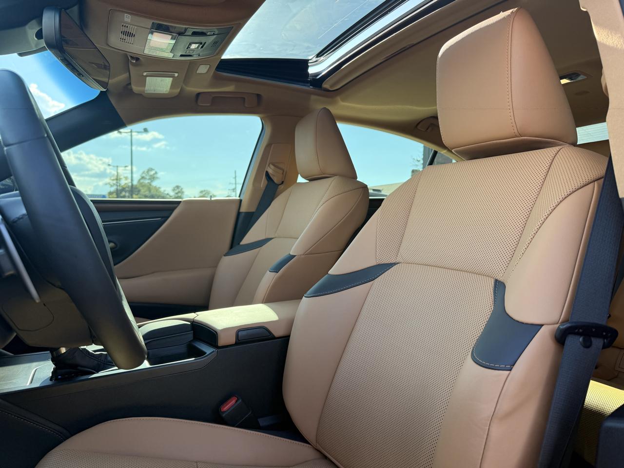 Lexus ES 350 Base 2022