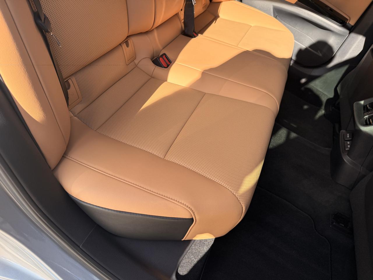 Lexus ES 350 Base 2022