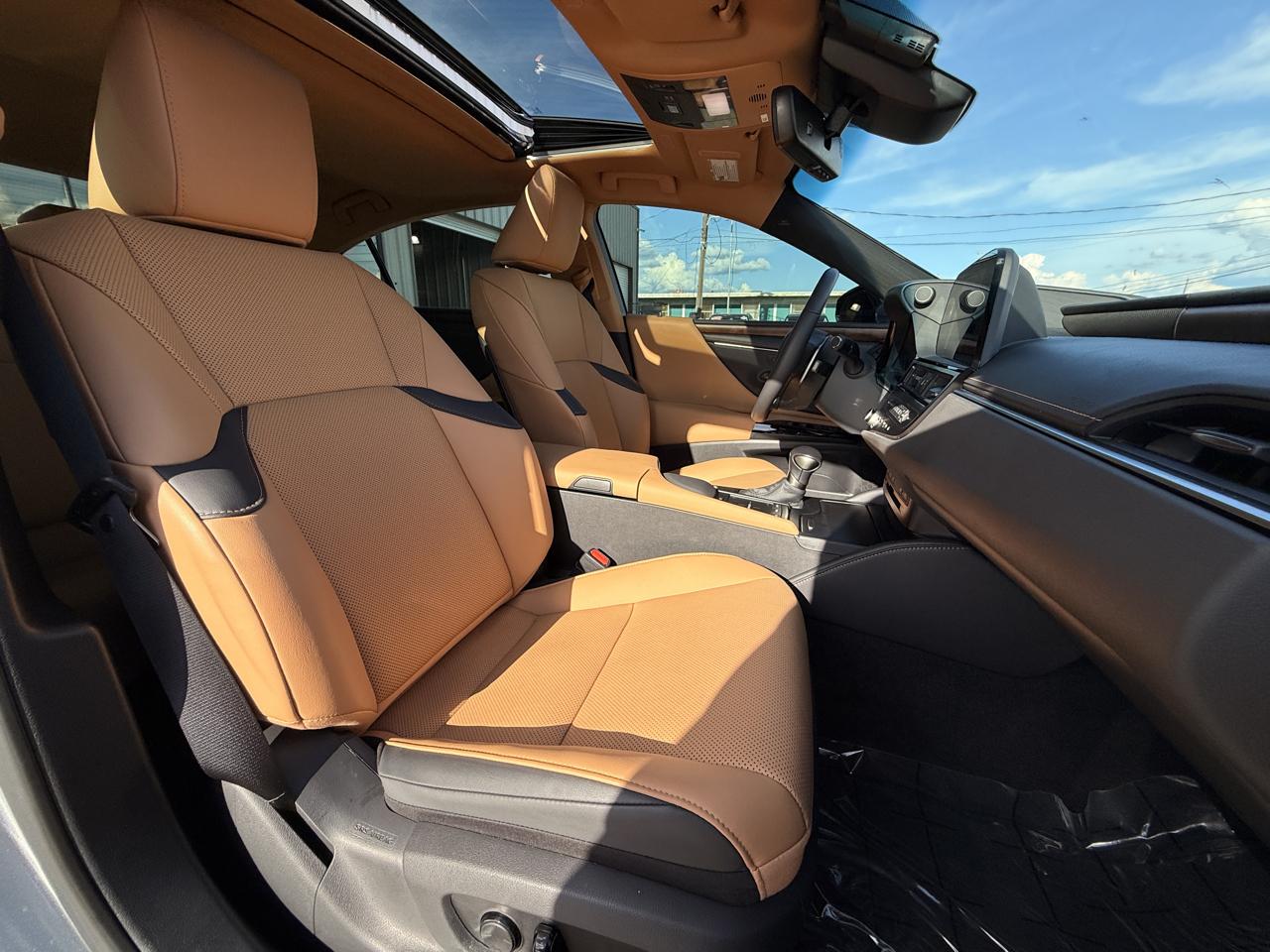 Lexus ES 350 Base 2022
