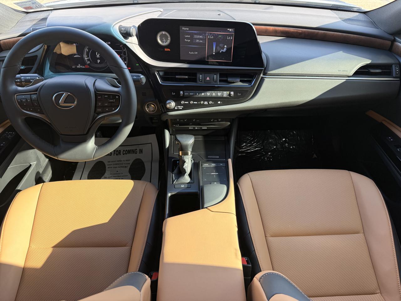 Lexus ES 350 Base 2022