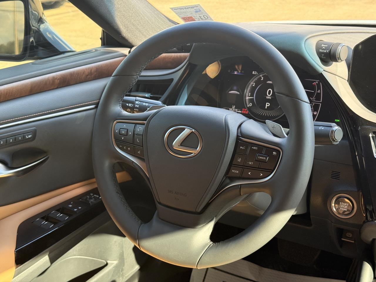 Lexus ES 350 Base 2022