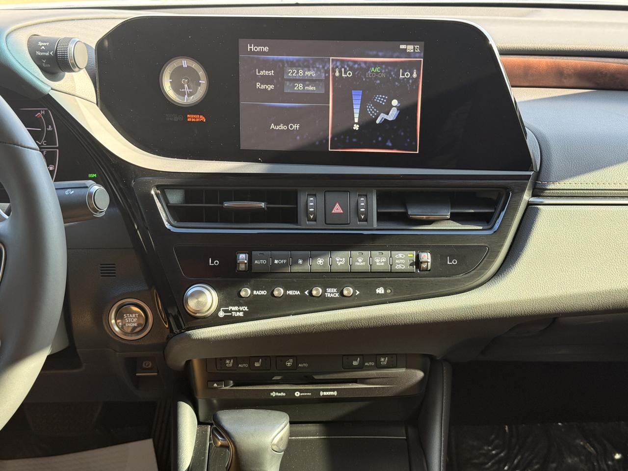 Lexus ES 350 Base 2022