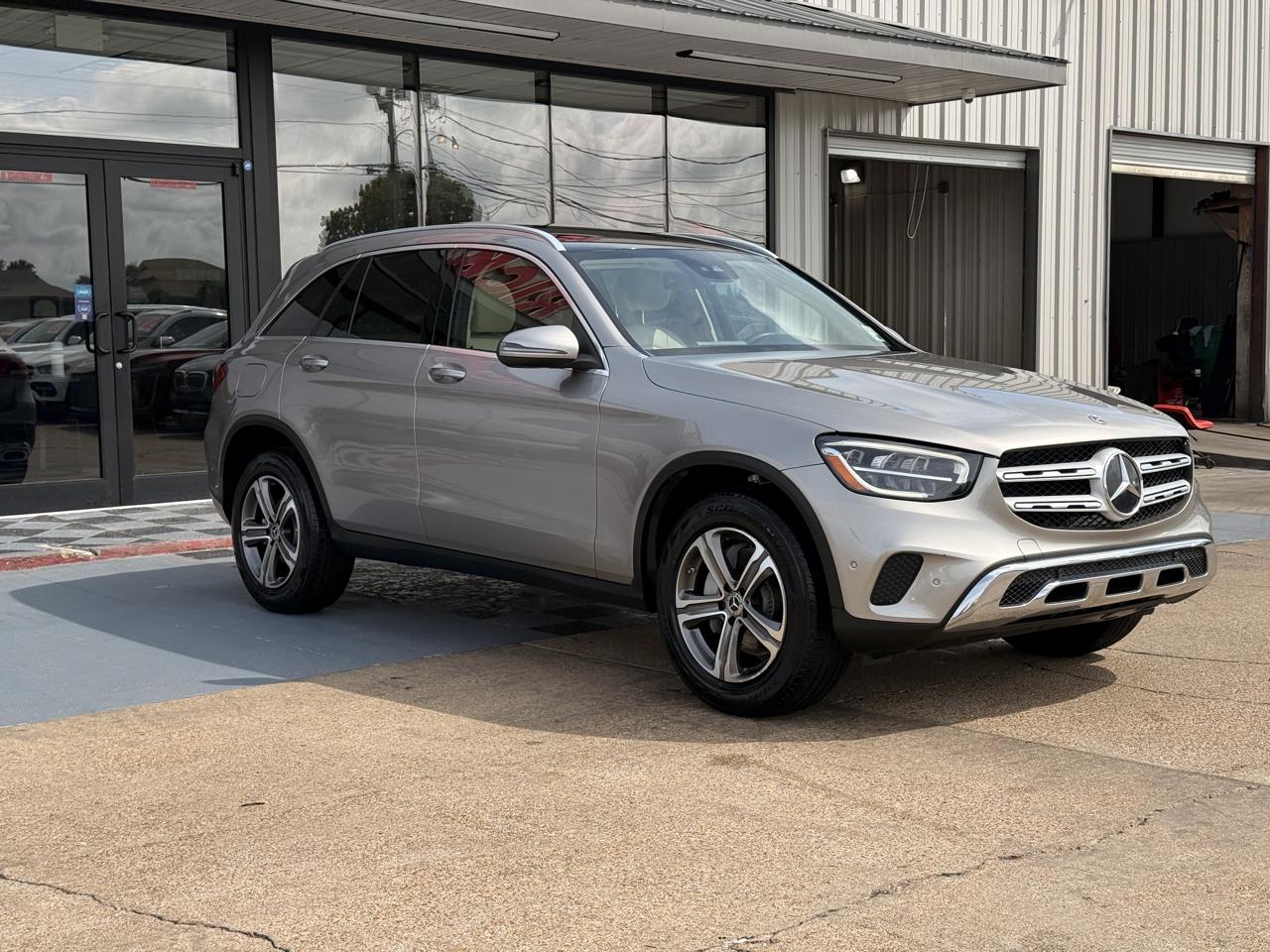 Mercedes-Benz GLC-Class GLC300 2021