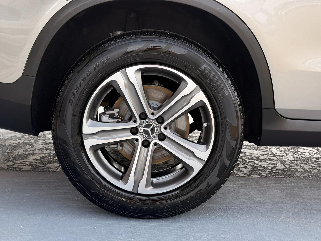 Mercedes-Benz GLC-Class GLC300 2021