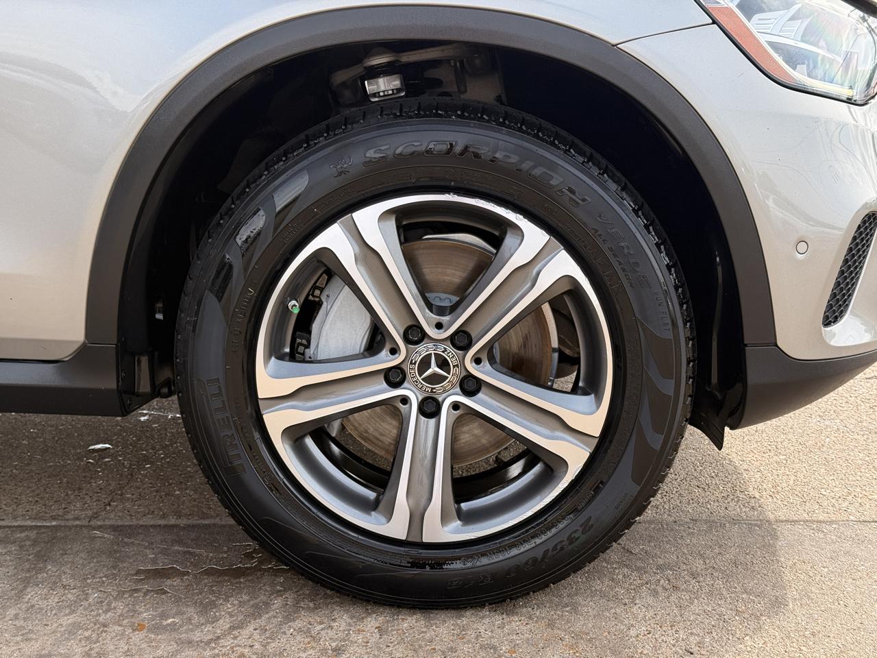 Mercedes-Benz GLC-Class GLC300 2021