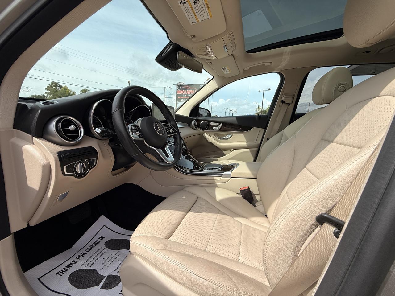 Mercedes-Benz GLC-Class GLC300 2021