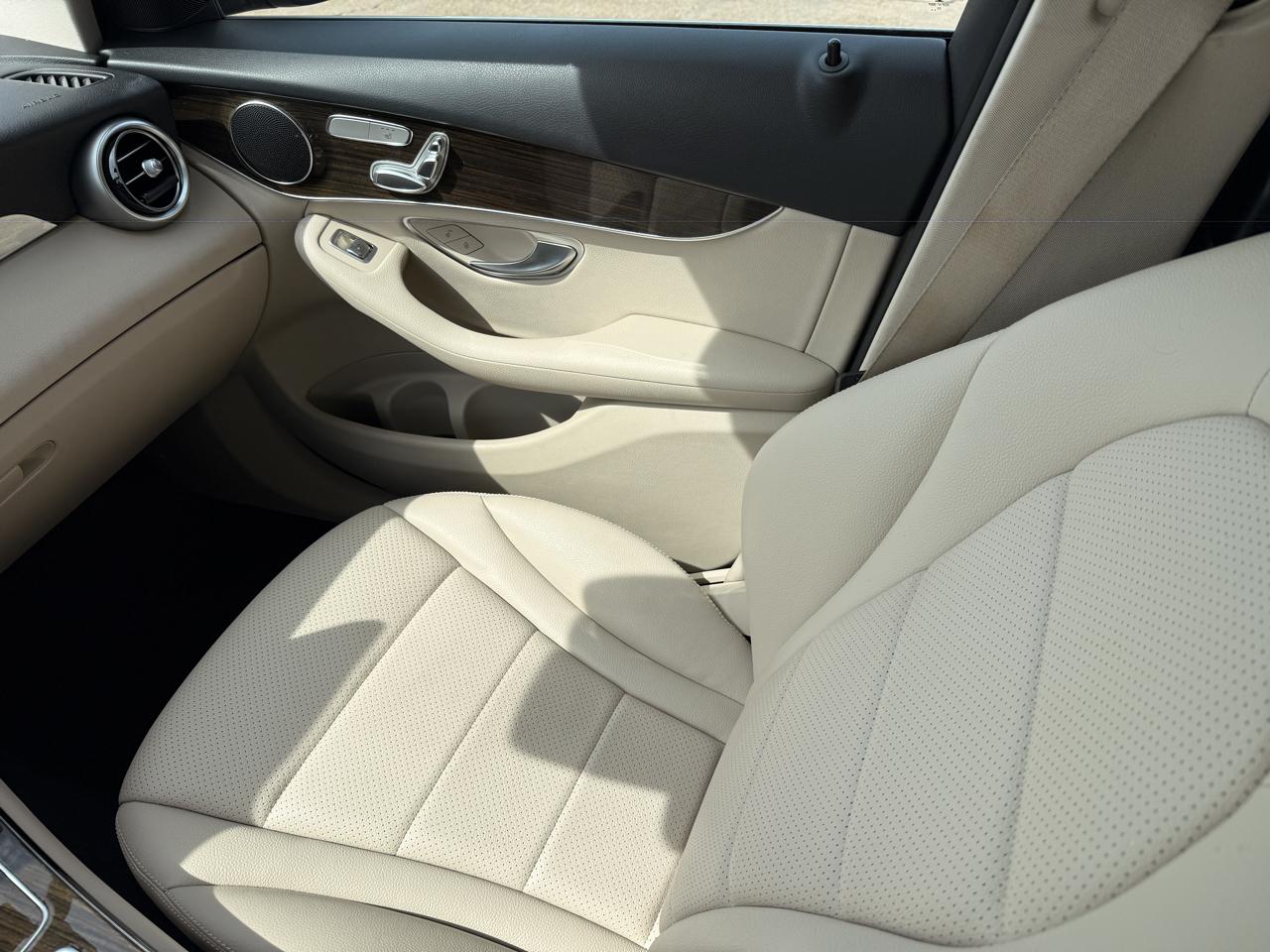 Mercedes-Benz GLC-Class GLC300 2021