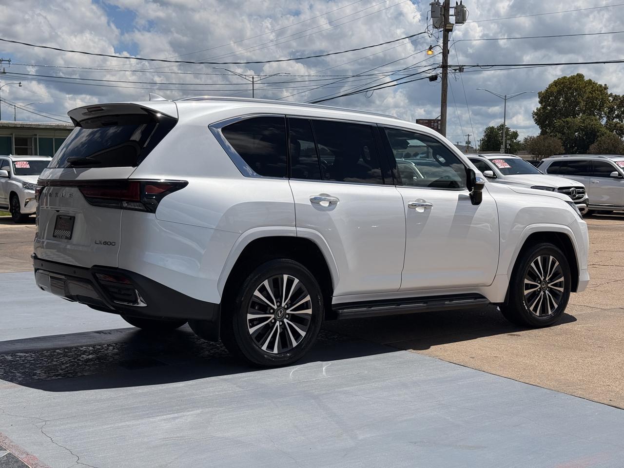 Lexus LX Premium 2024