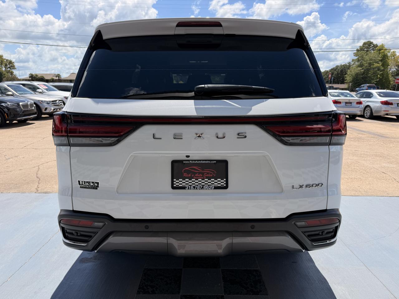 Lexus LX Premium 2024
