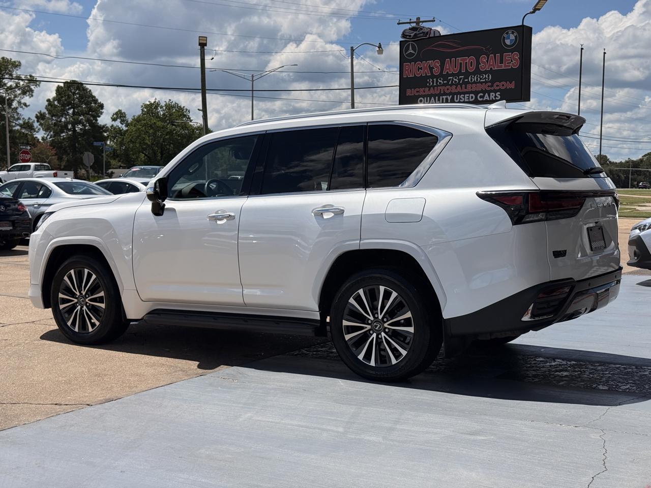 Lexus LX Premium 2024