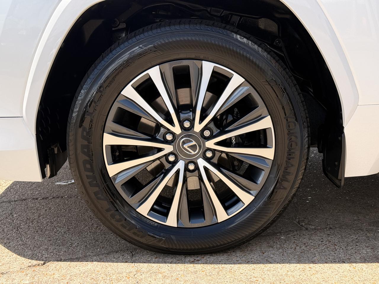Lexus LX Premium 2024