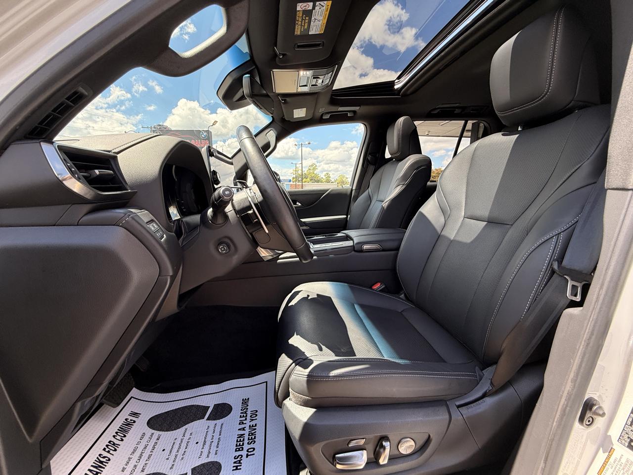Lexus LX Premium 2024