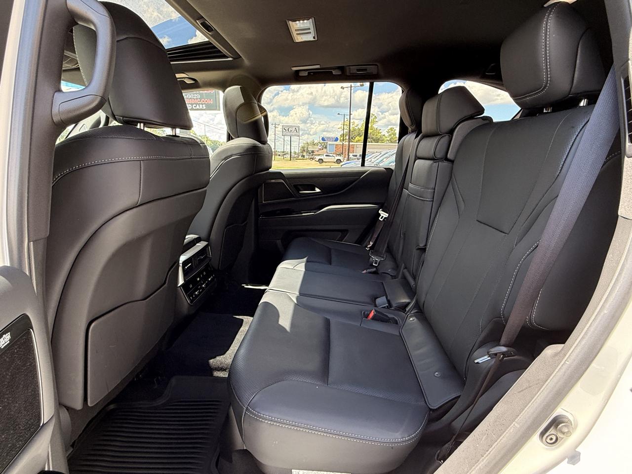 Lexus LX Premium 2024