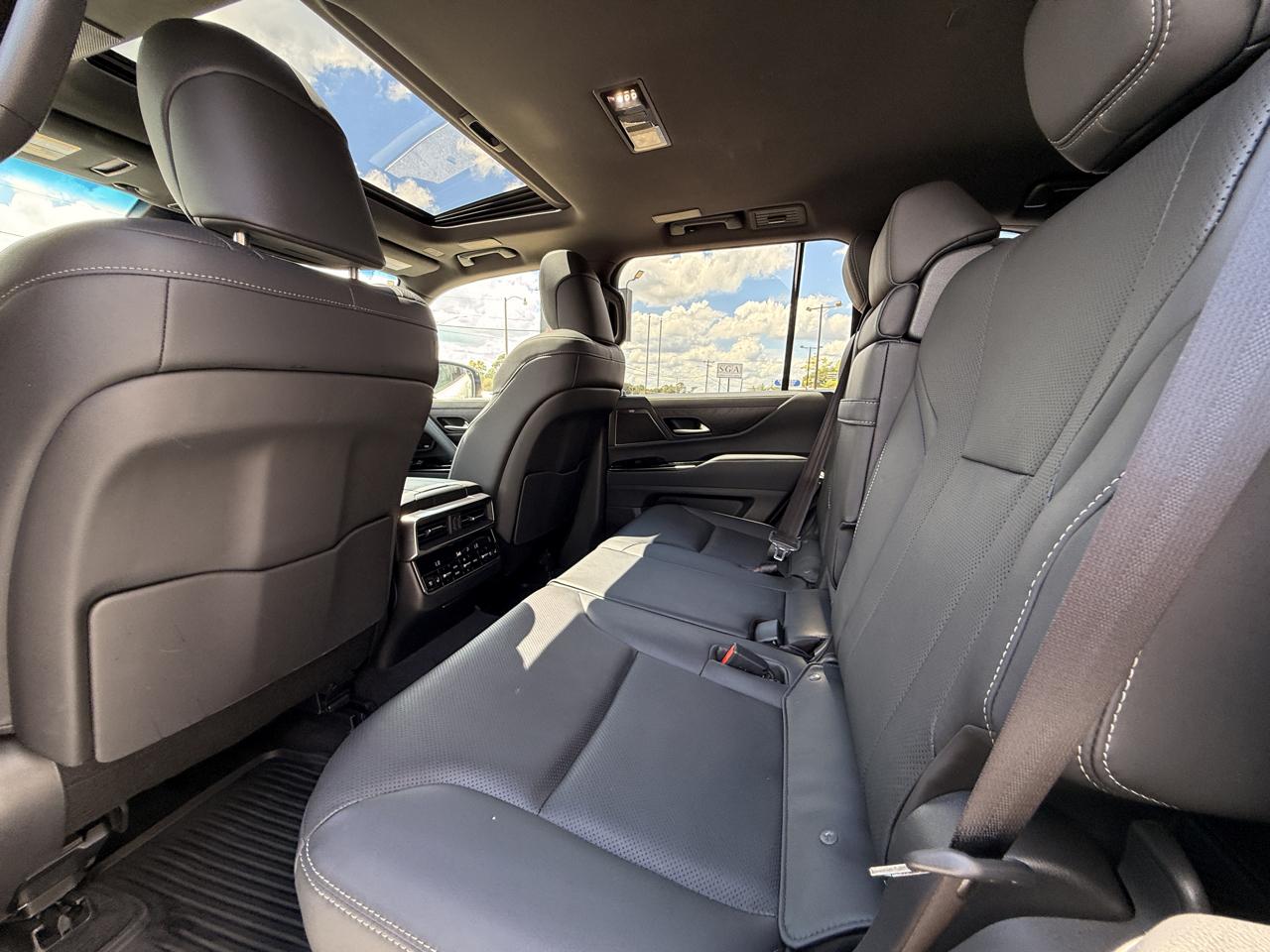 Lexus LX Premium 2024