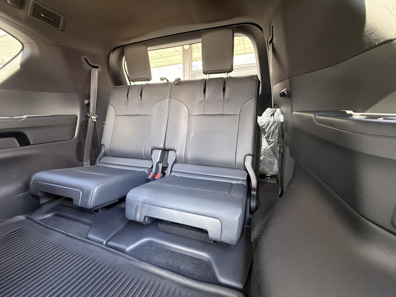 Lexus LX Premium 2024