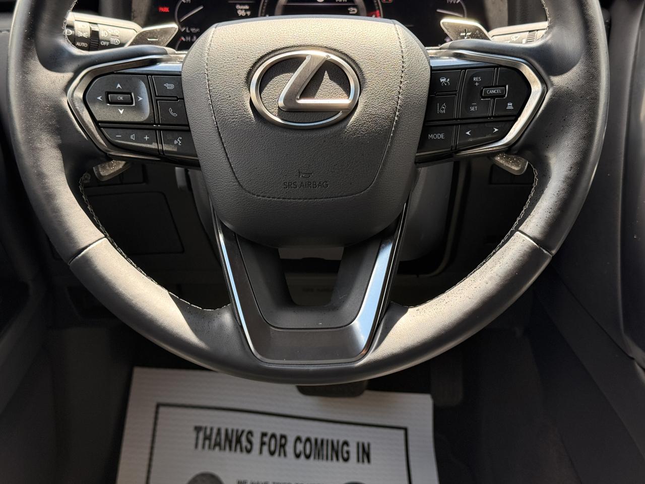 Lexus LX Premium 2024