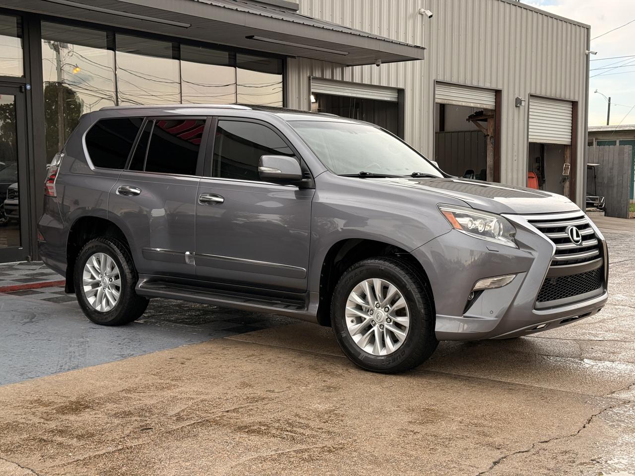 Lexus GX 460 Base 2017