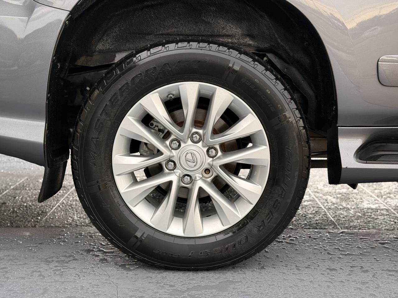Lexus GX 460 Base 2017
