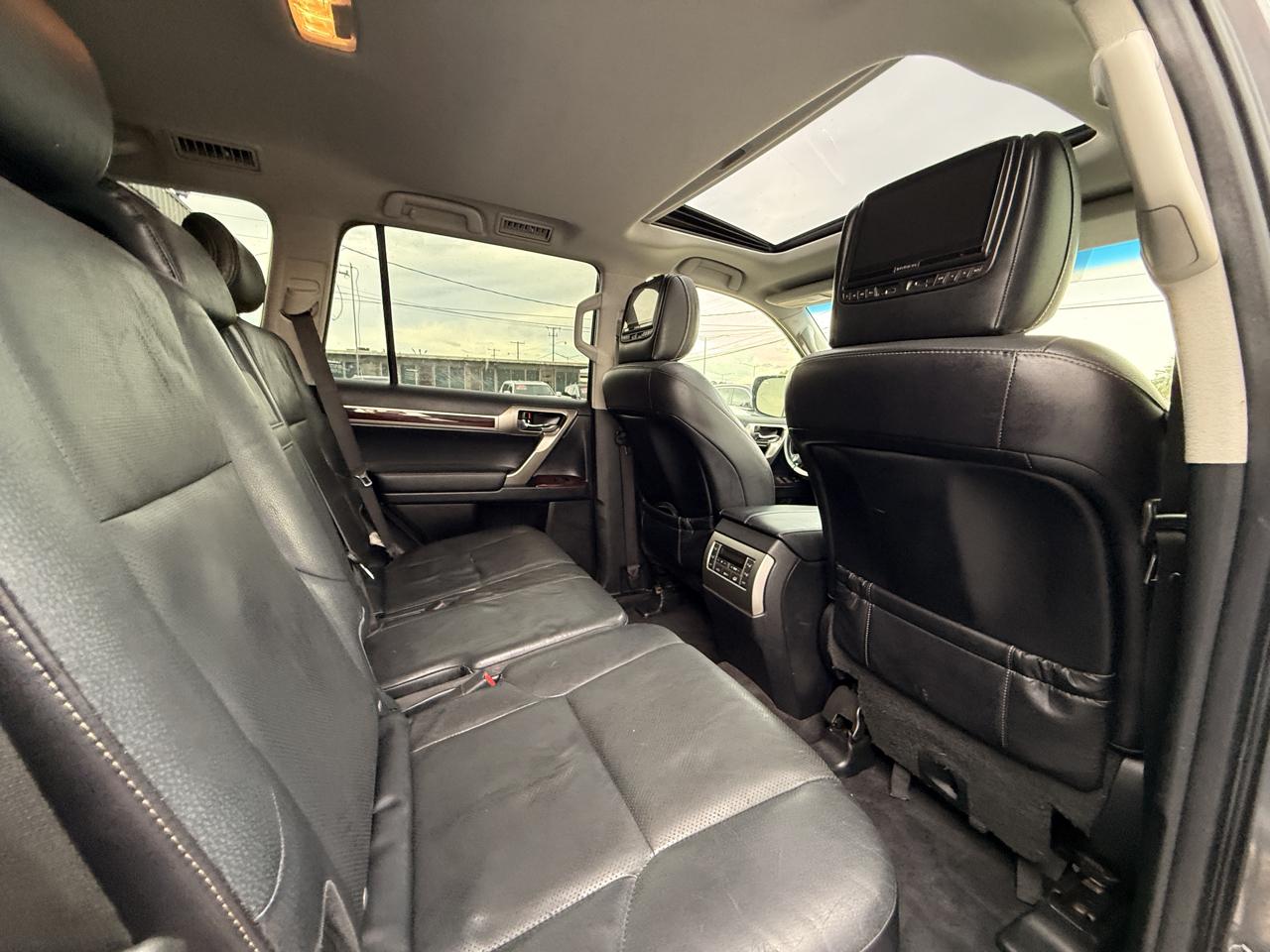 Lexus GX 460 Base 2017