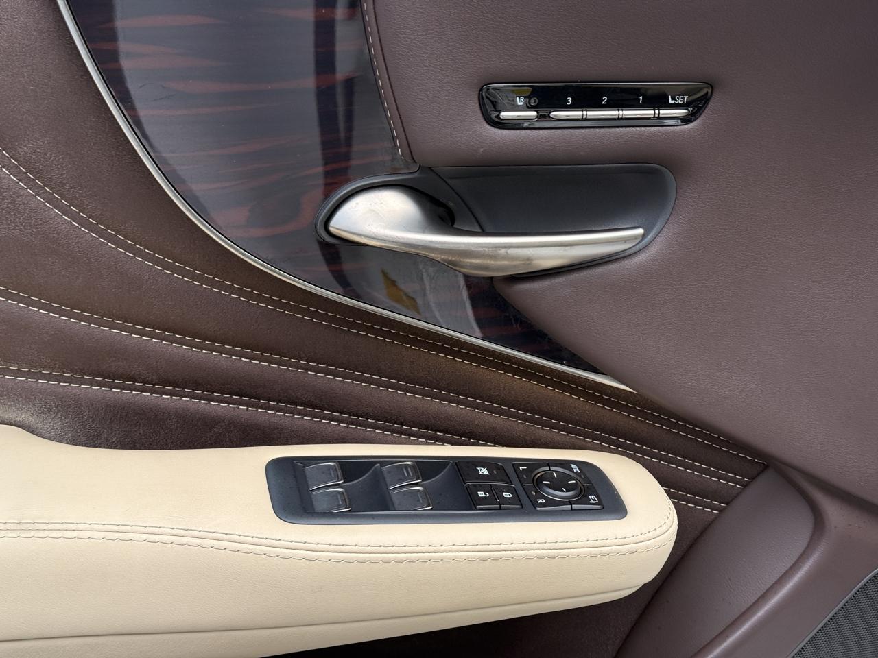Lexus LS 500h Base 2019