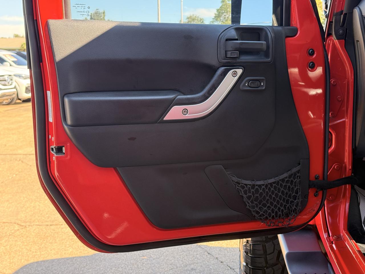 Jeep Wrangler Unlimited Sahara 4WD 2015
