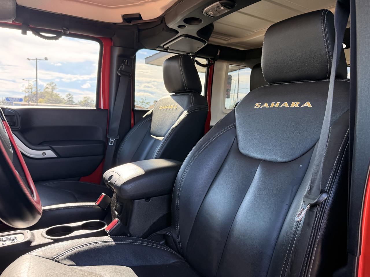 Jeep Wrangler Unlimited Sahara 4WD 2015