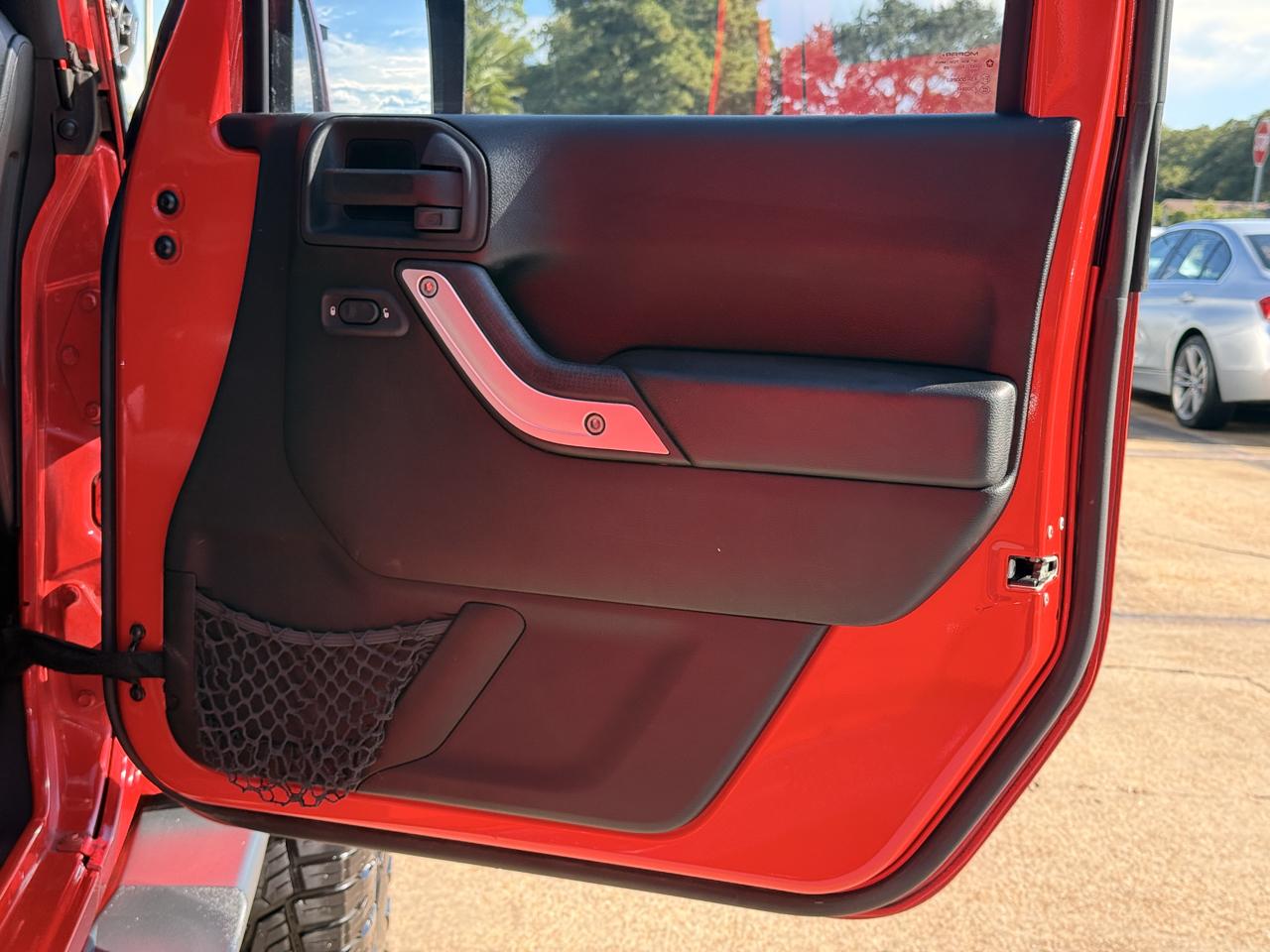 Jeep Wrangler Unlimited Sahara 4WD 2015