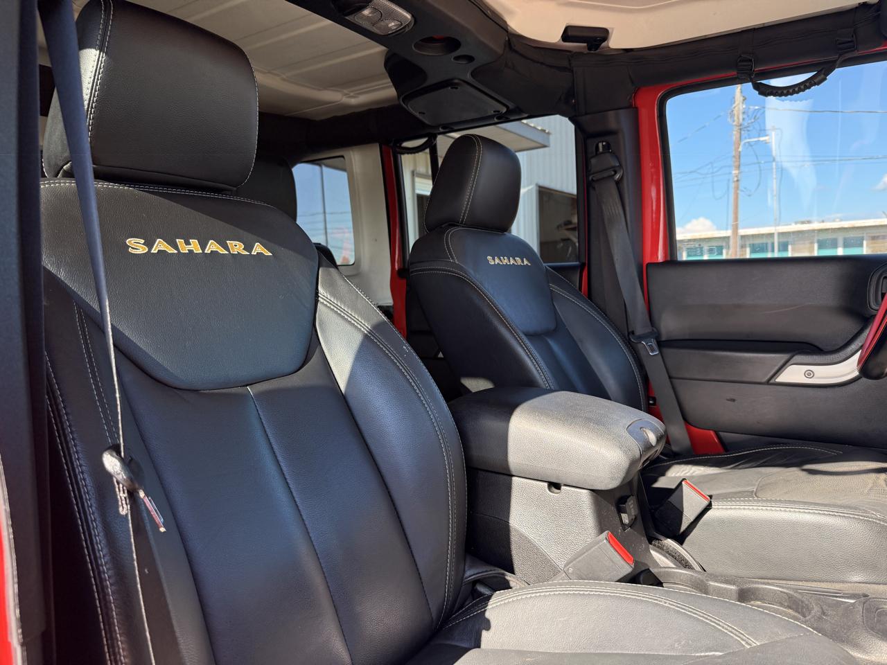 Jeep Wrangler Unlimited Sahara 4WD 2015