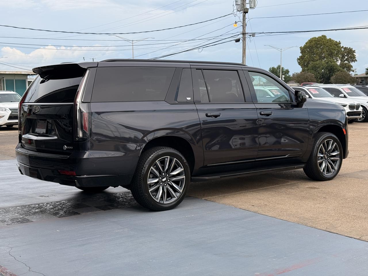 Cadillac Escalade ESV Sport AWD 2024
