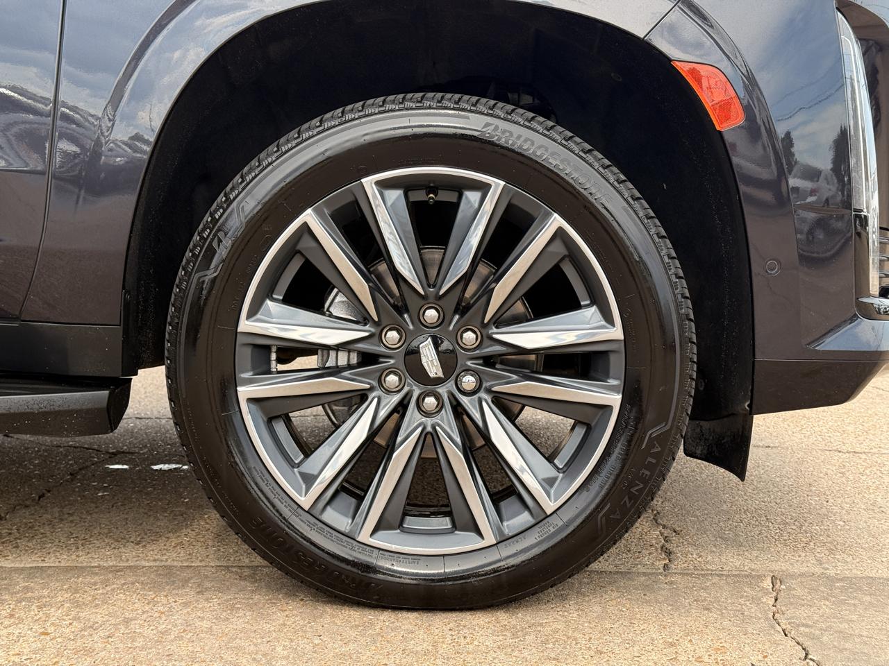 Cadillac Escalade ESV Sport AWD 2024