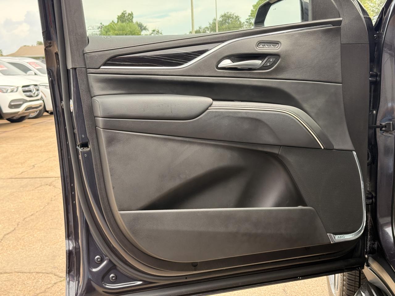 Cadillac Escalade ESV Sport AWD 2024