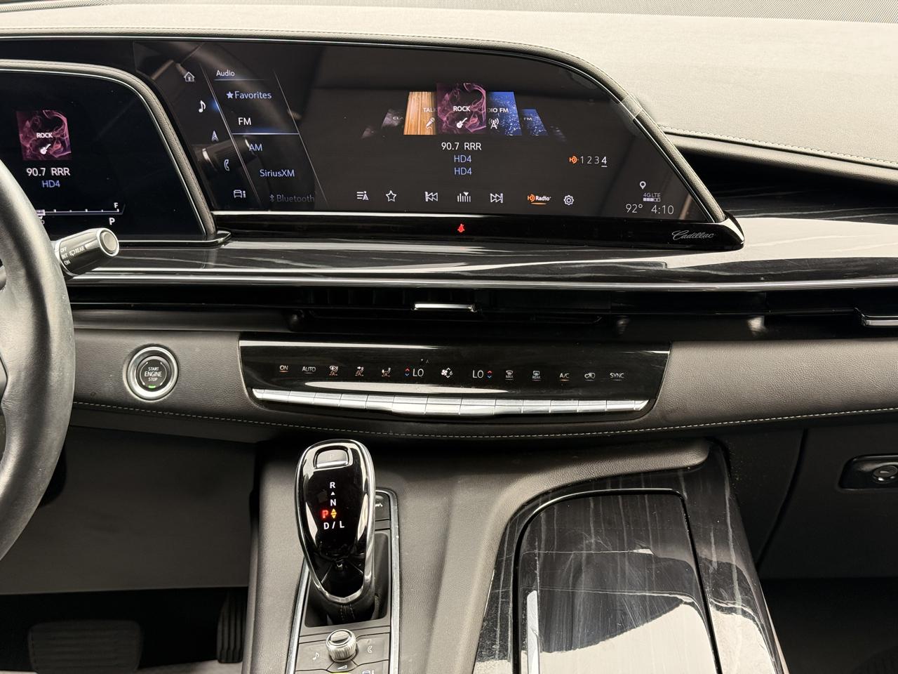 Cadillac Escalade ESV Sport AWD 2024