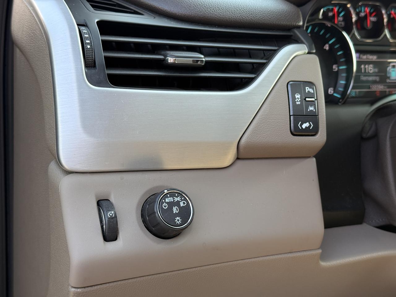 GMC Yukon SLT 2WD 2018