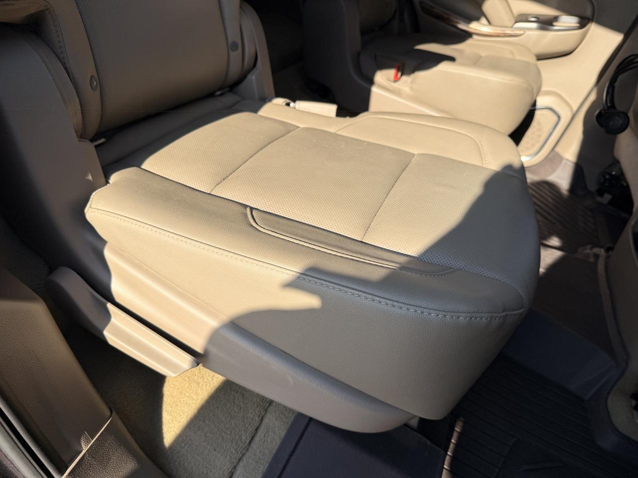 GMC Yukon SLT 2WD 2018