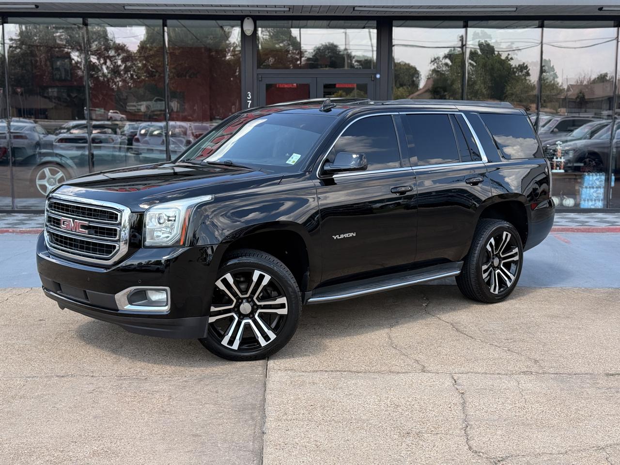 GMC Yukon photo 4
