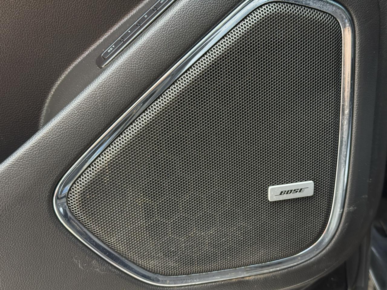 GMC Yukon photo 21
