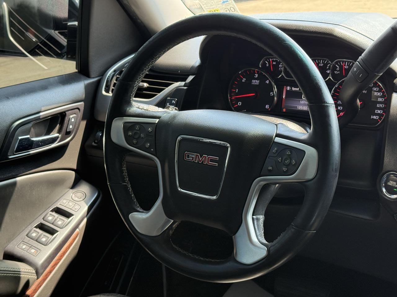 GMC Yukon photo 56
