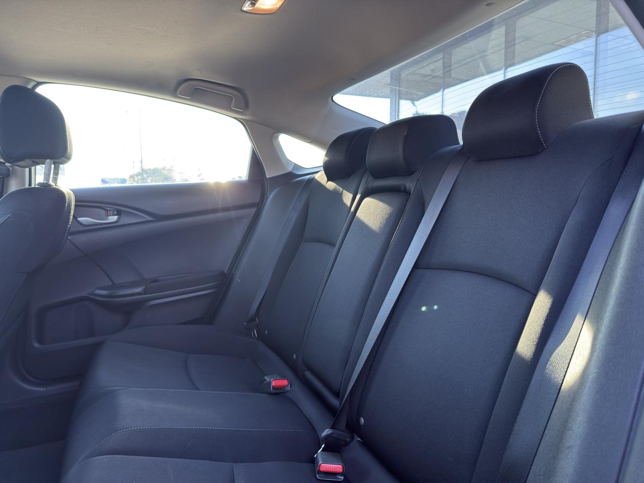Honda Civic photo 31