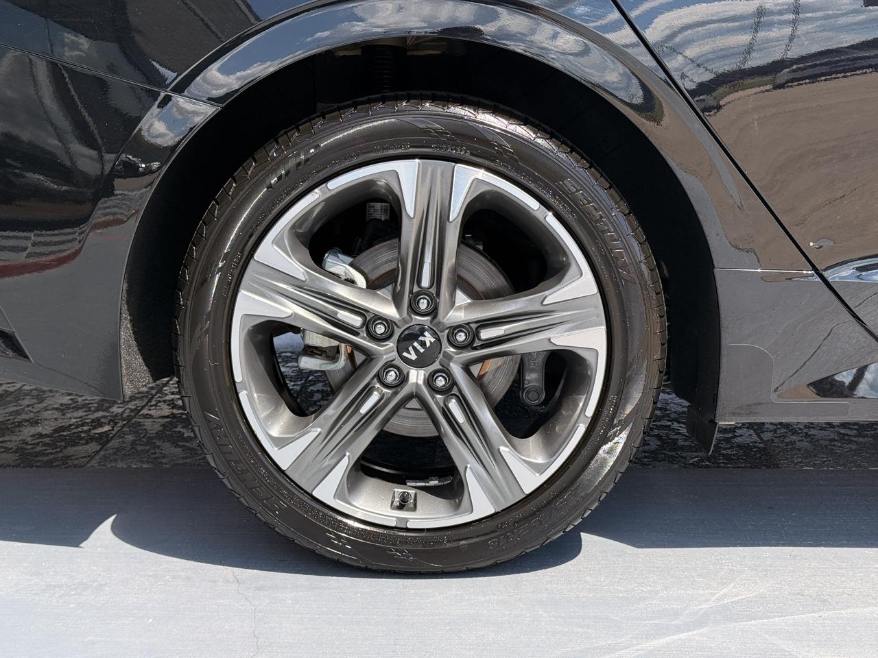 Kia K5 EX 2021
