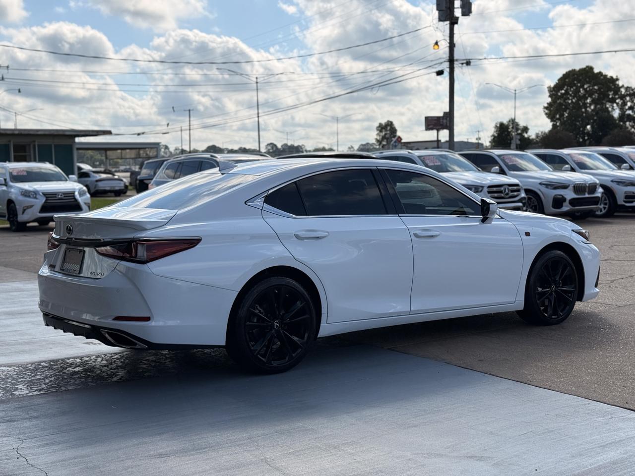 Lexus ES 350 F SPORT 2023