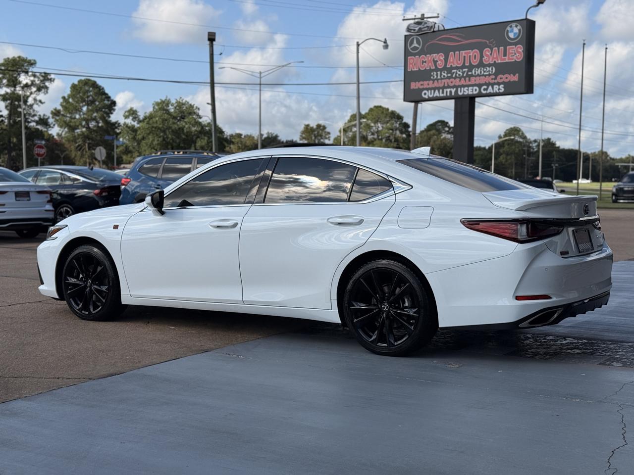 Lexus ES 350 F SPORT 2023