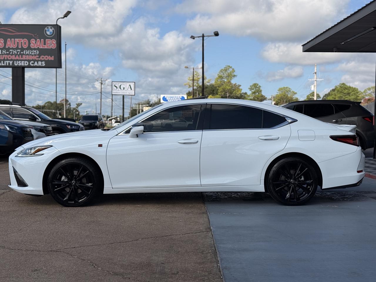 Lexus ES 350 F SPORT 2023