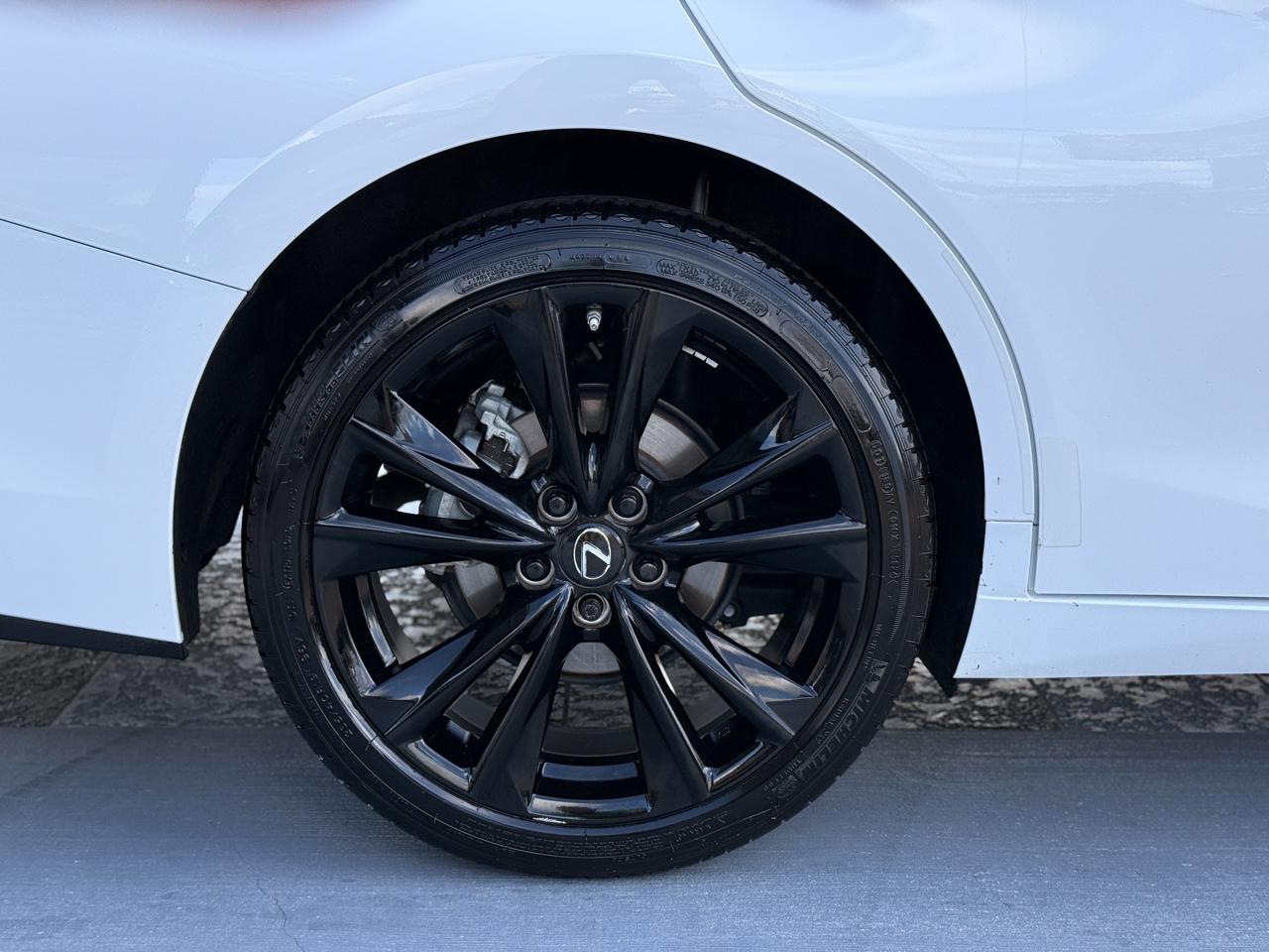 Lexus ES 350 F SPORT 2023