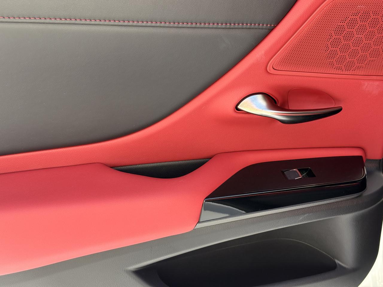 Lexus ES 350 F SPORT 2023