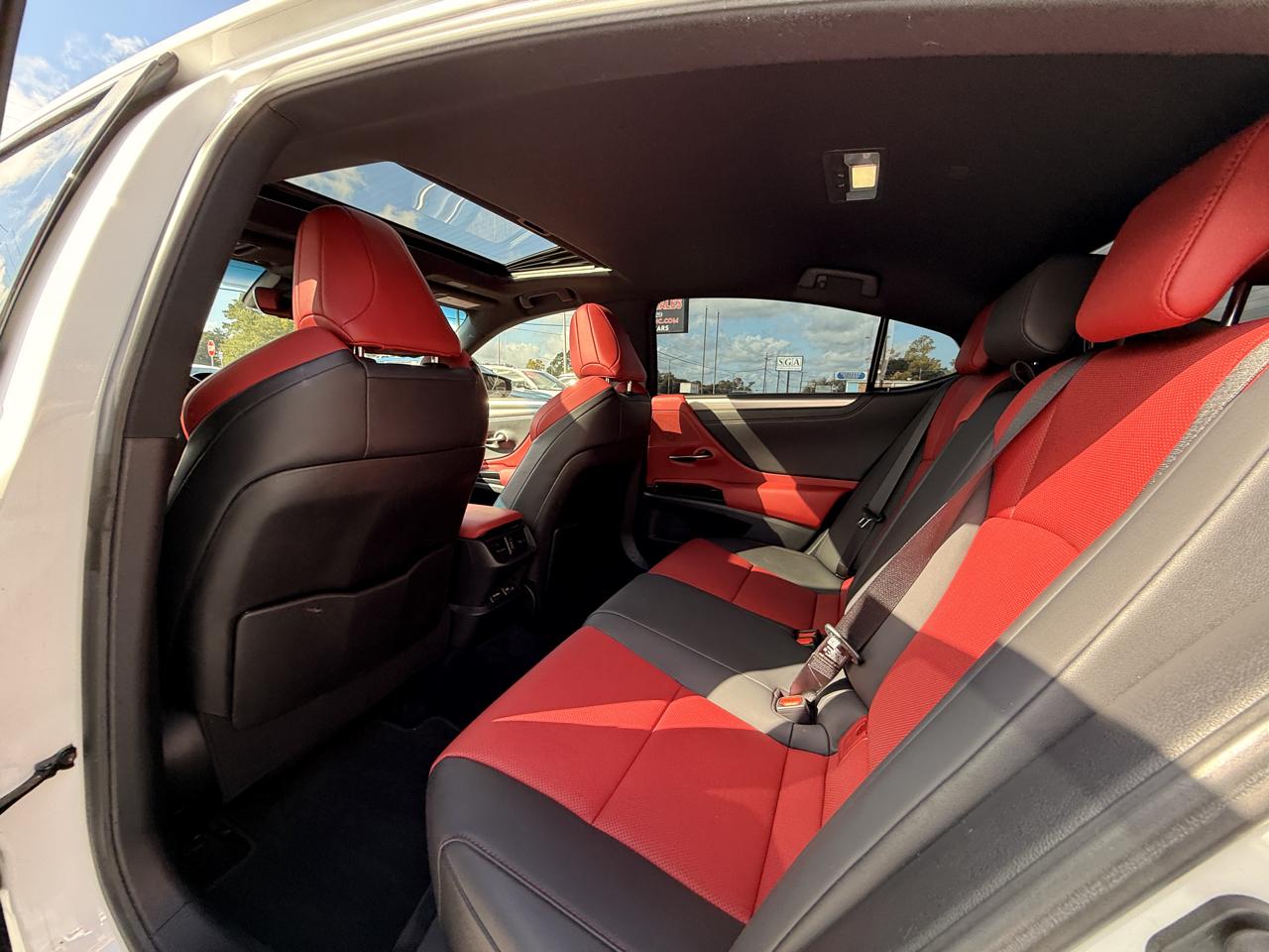Lexus ES 350 F SPORT 2023